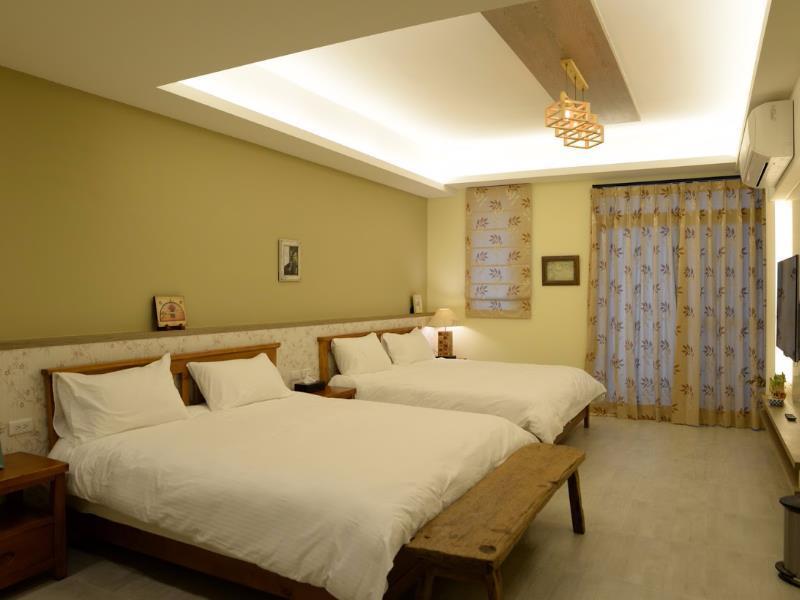 Jhongshan Building Bed And Breakfast Hualien City Exterior foto